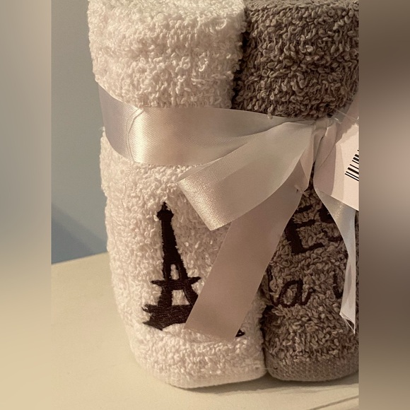 NWT 5 Pack- Soft & Absorbent- Brown & White Embroidered Wash Cloth Eiffe… - Picture 1 of 8